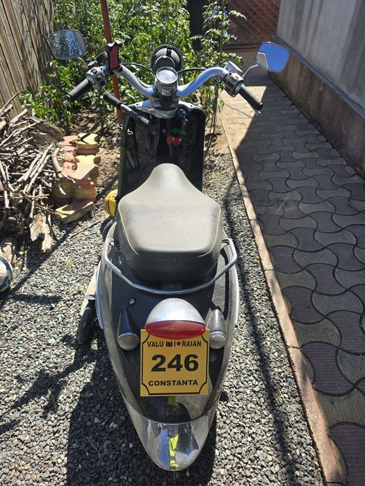 Scuter Aprilia Mojito 49 cmc