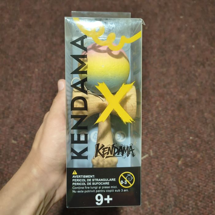 Vând kendama X PRO