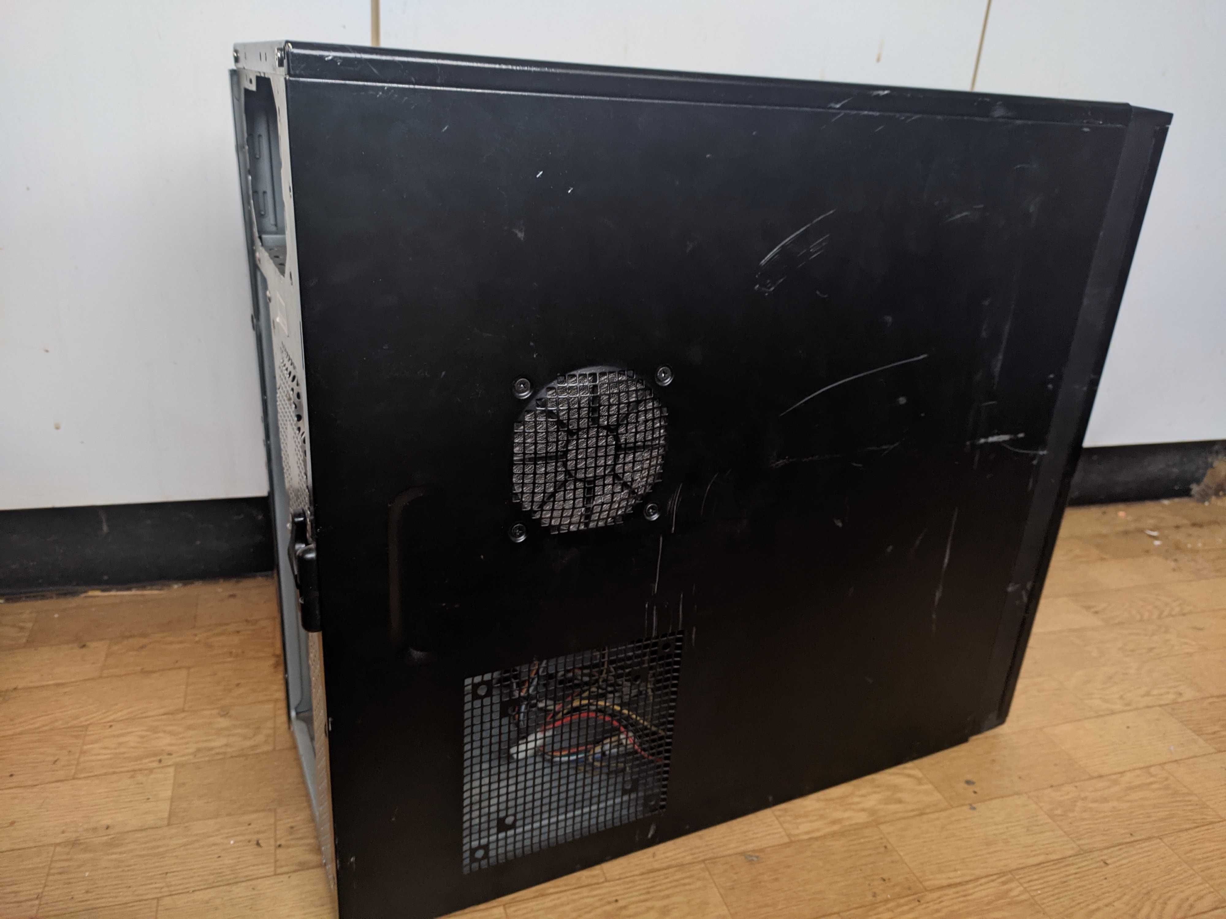 Компютърна кутия за компютър с вентилатори и USB
