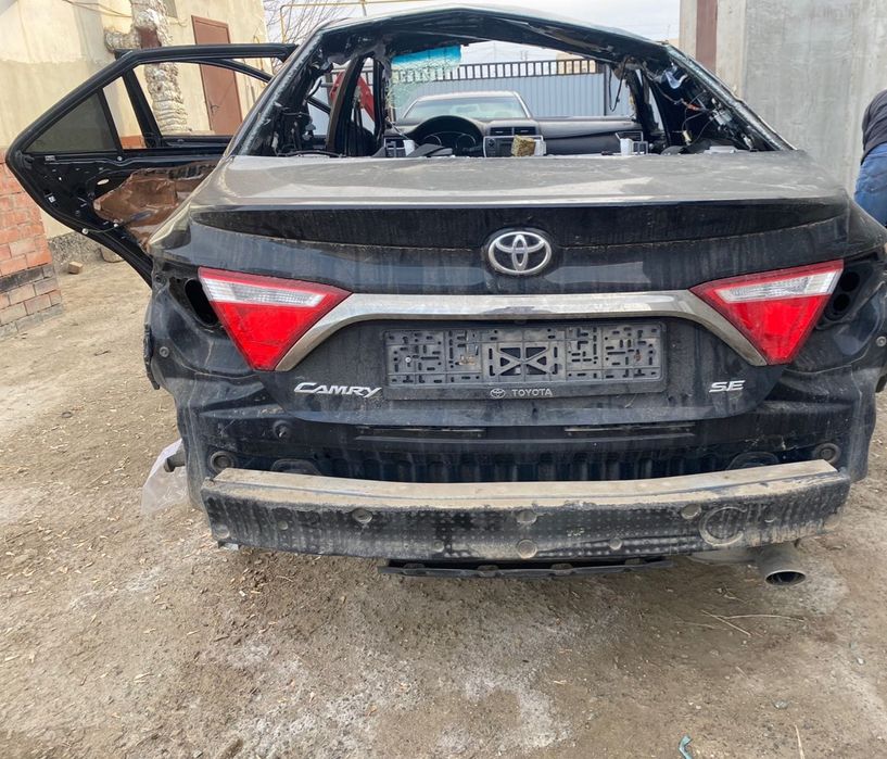 Toyota Camry по запчастям