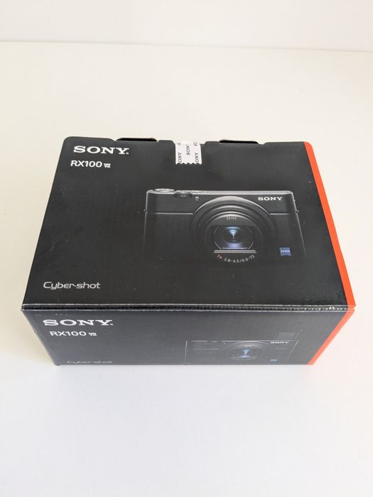 Sony rx100 vii фотоапарат