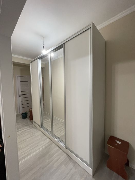 Срочно продам шкаф купе в свящи с переездом