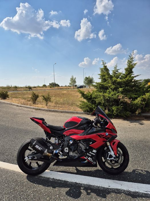 vând BMW S1000RR