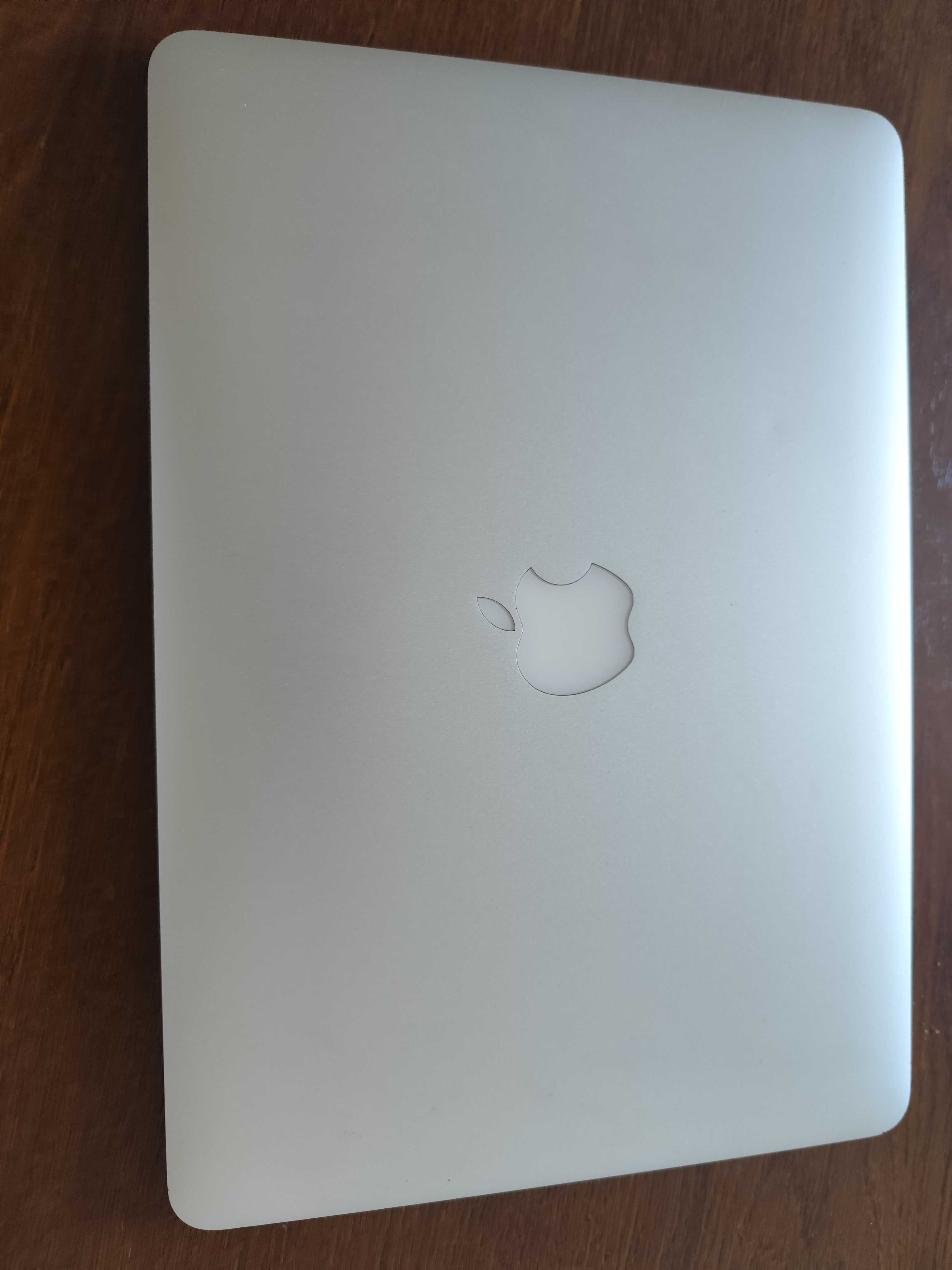 MacBook Air 13" 2017 1.8GHz 8GB RAM 256Gb SSD