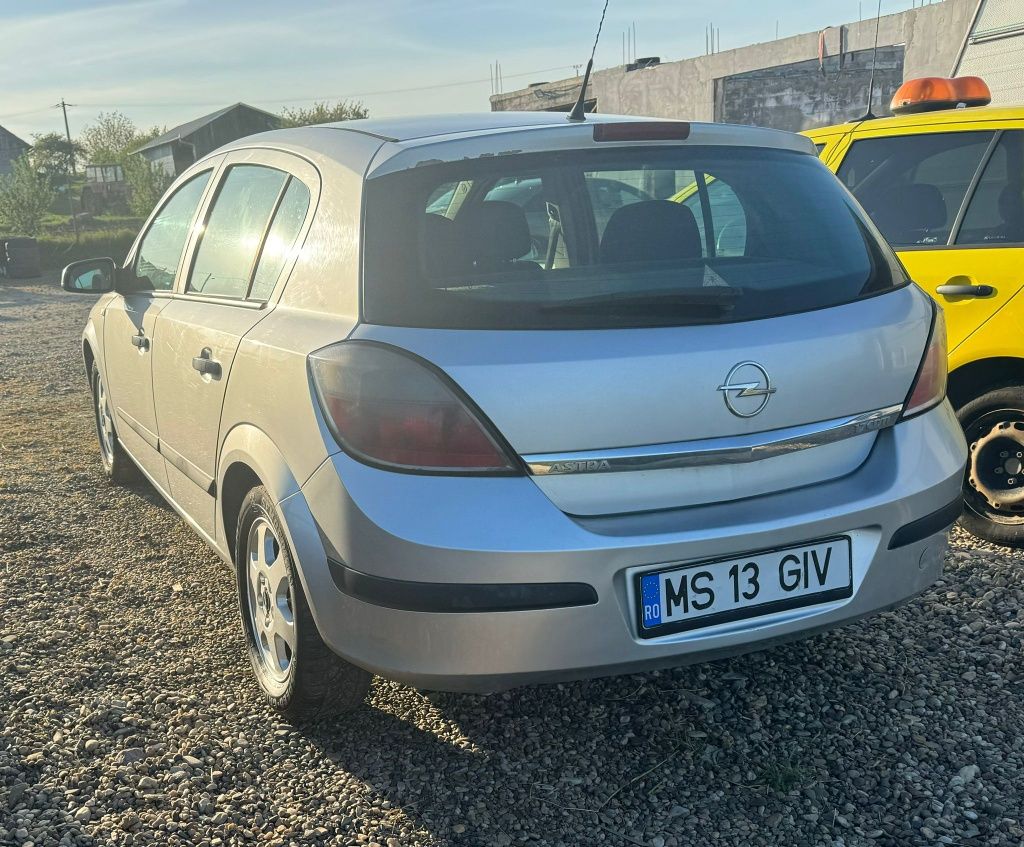 Opel astra h 1.7 cdti