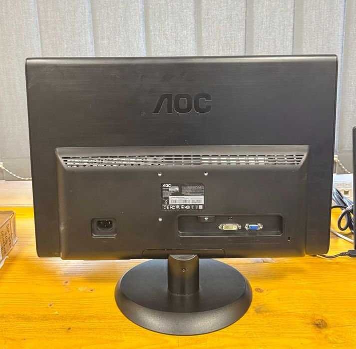 Monitor AOC e2250Sd (22" / LED / HD+ / Disp. Mat / DVI ; VGA)