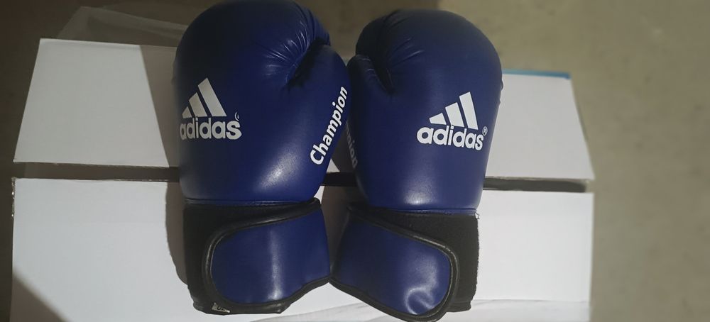 Перчатки боксерские