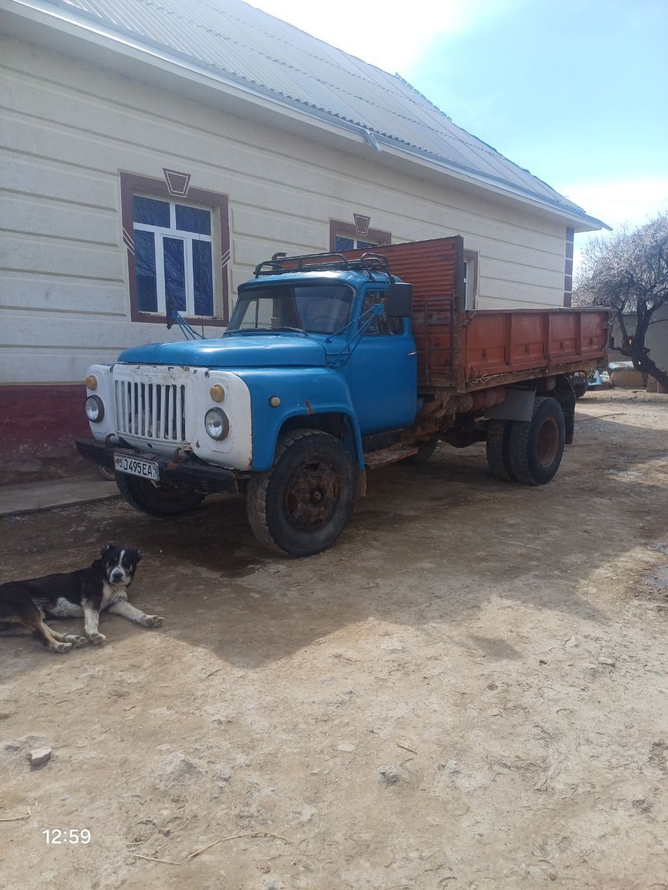 Gaz53 haydashga tayyor