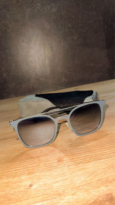 Слънчеви очила Guess