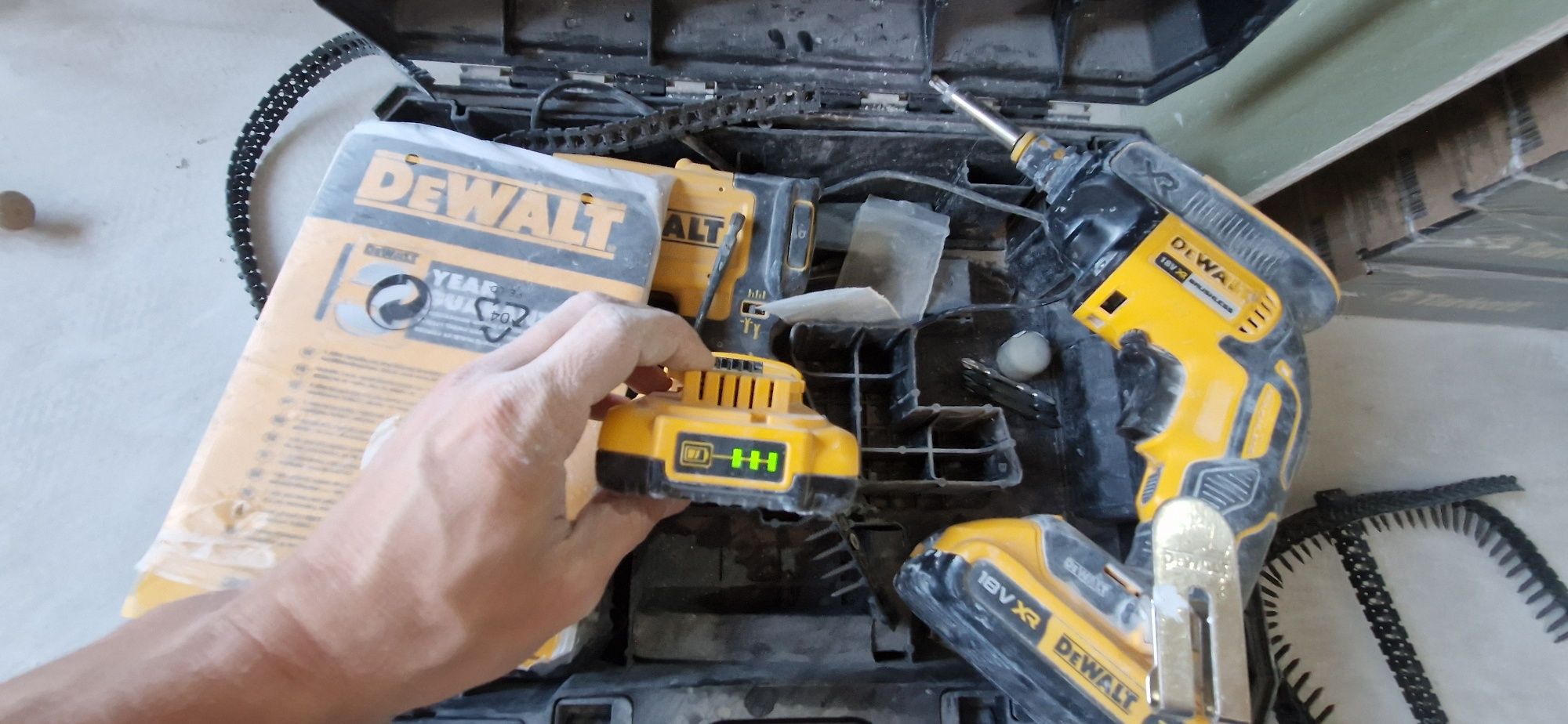 Dewalt  DCF620D2K