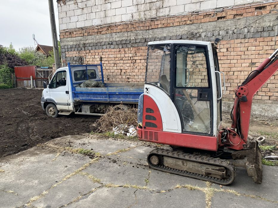 Transport Debarasari Mobila Veche