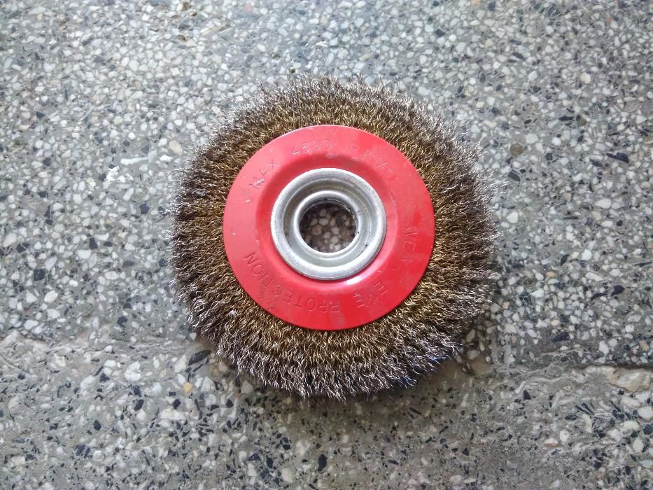 Шмиргел , телена ,шайби за ремък и къртач