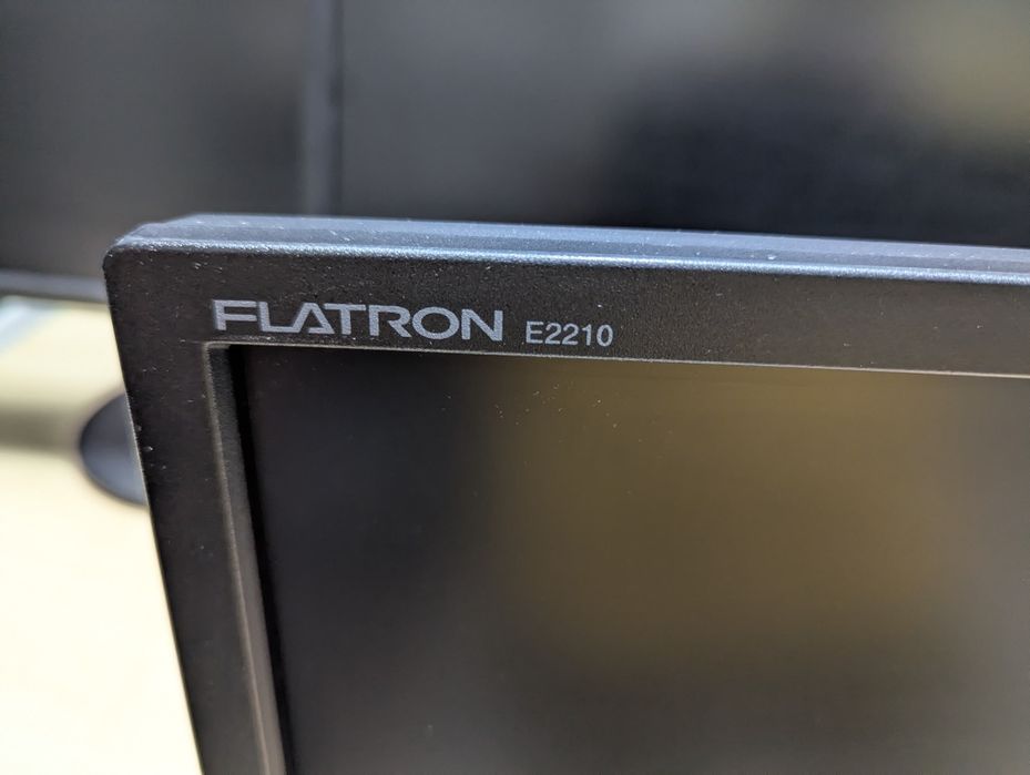 Monitoare LG Flatron E2210PM, 22” – perfecte pentru birou