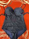 Costum de baie intreg