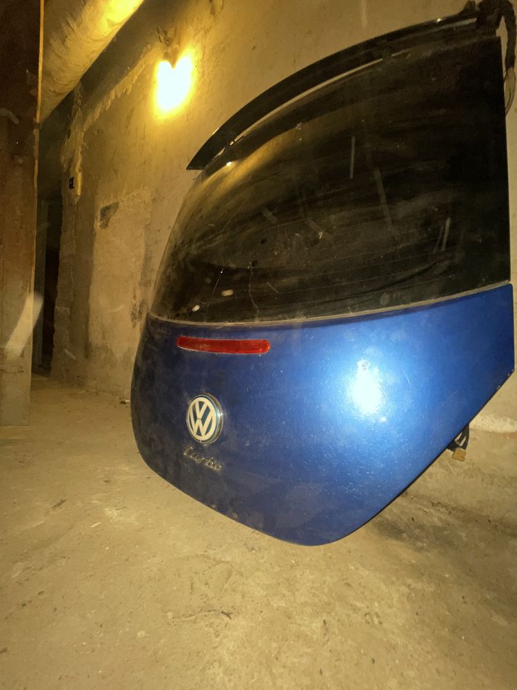 Багажник с електрически спойлер VW New Beetle