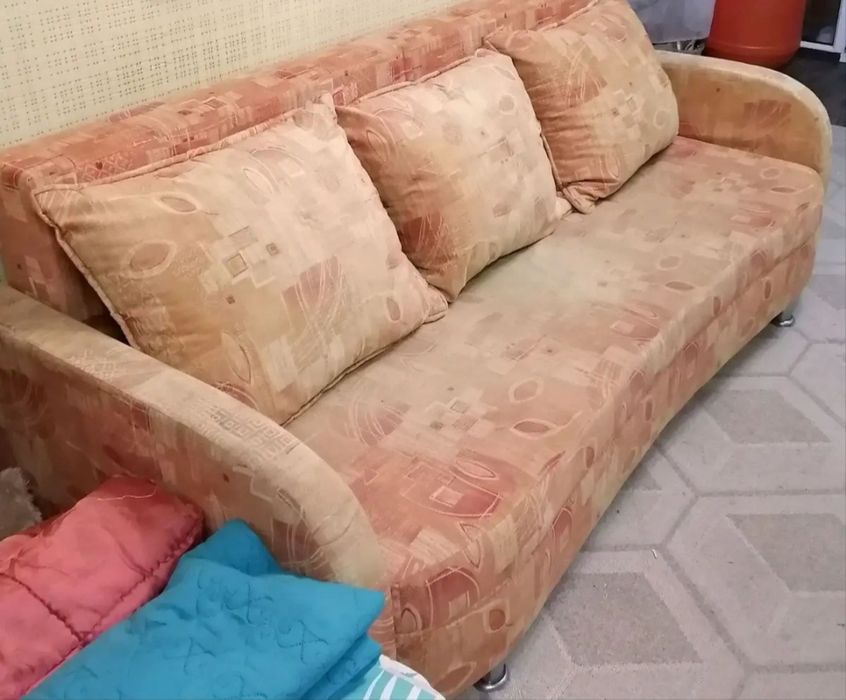 Продаётся диван раскладной