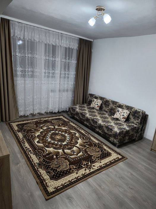 Închiriez Apartament cu o Cameră