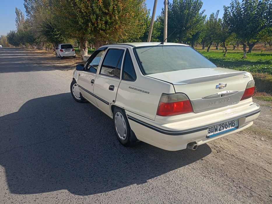 Срочно сотилади нексия донс