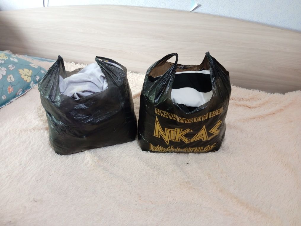 Отдам женскую одежду