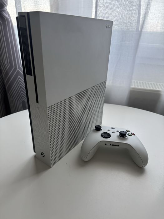 Xbox One S cu controller nou+jocuri