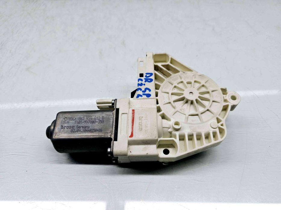 Motoras geam dreapta spate Audi A6 (4F2, C6) facelift [Fabr 2004-2010]