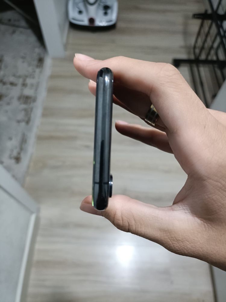 Обменяю iPhone XS