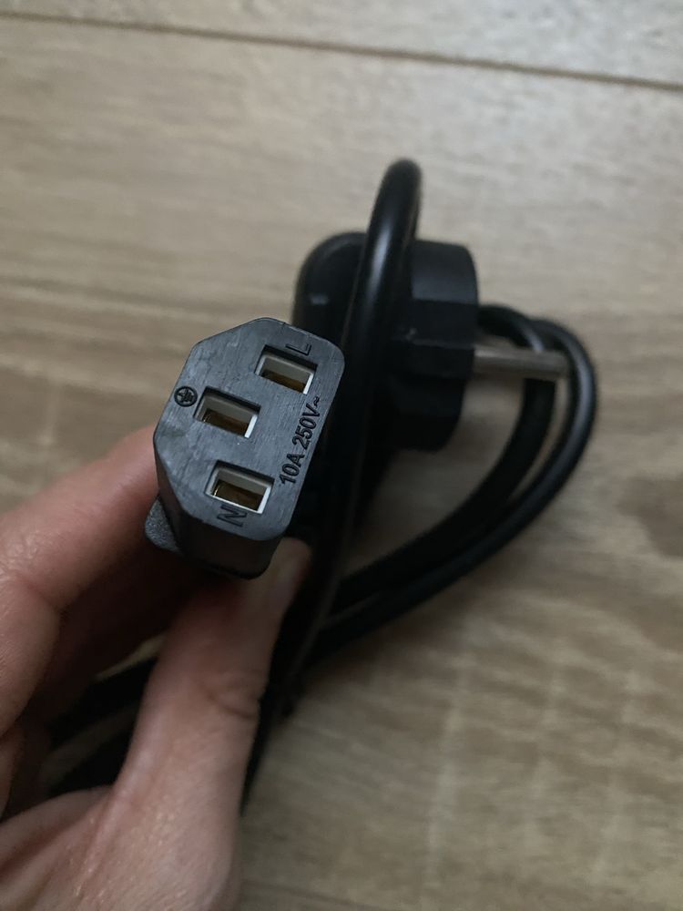 Cablu de alimentare cu 3 pini HAMA 1.5m, negru