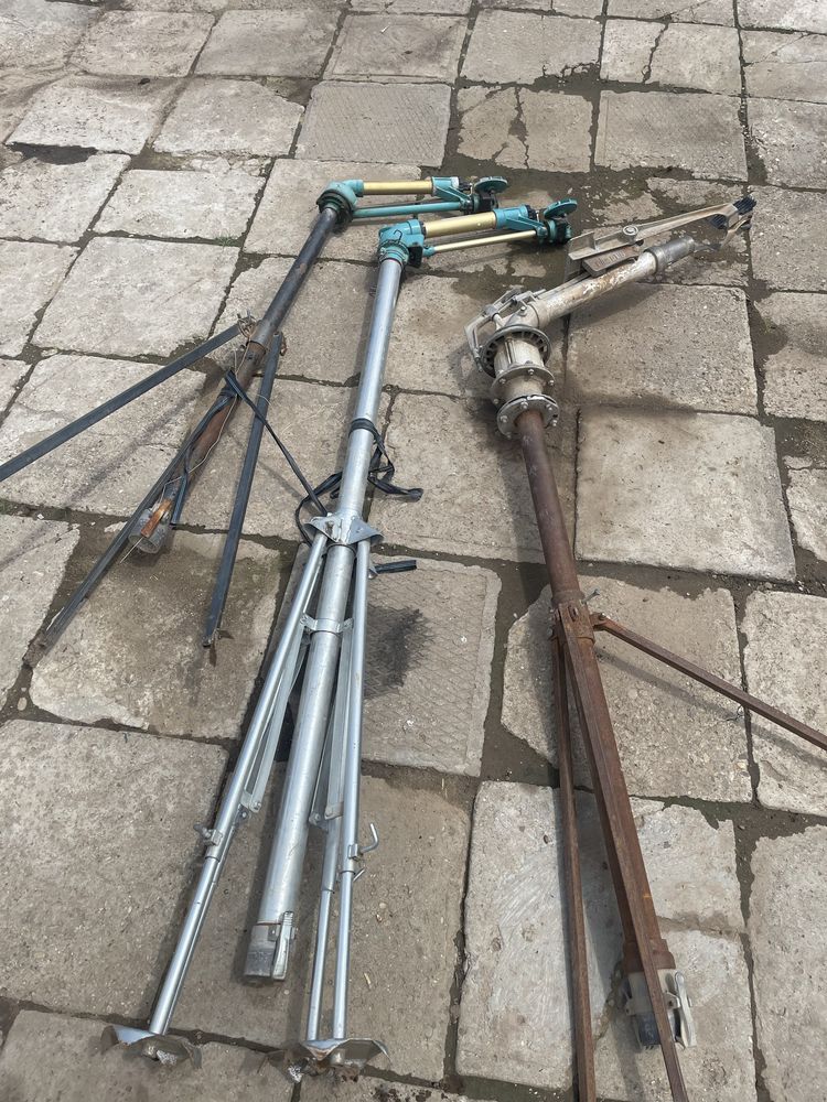 Vand 3 aspresoare 2 bucati sunt pe ploaie si unul e pe bataie big tun