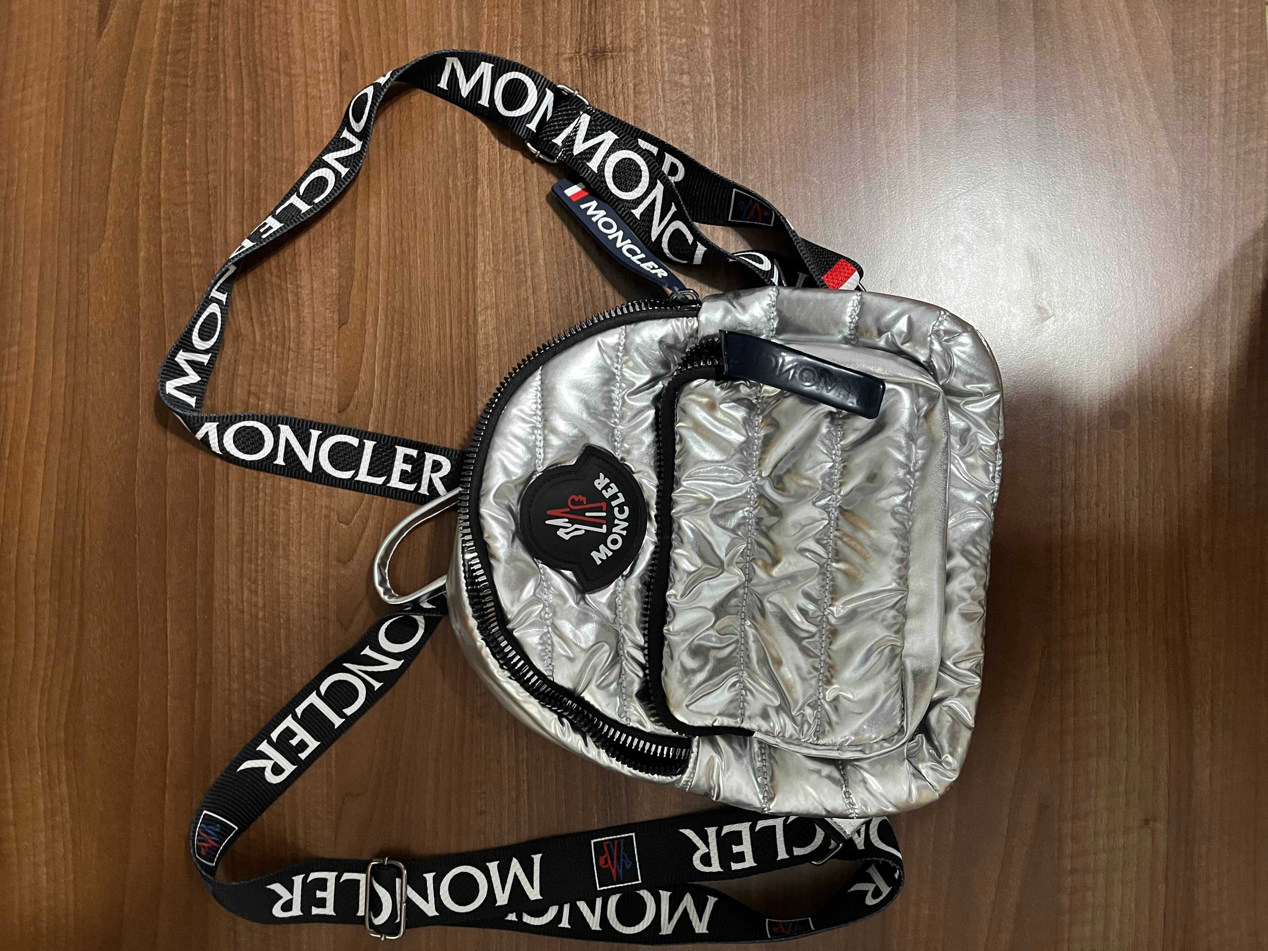 Ghiozdan Moncler Argintiu