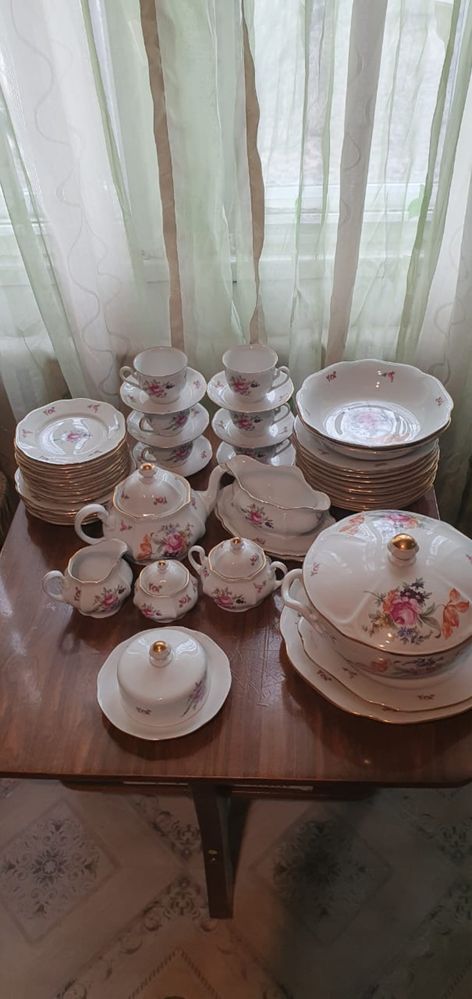 Столовый сервиз на 12 персон