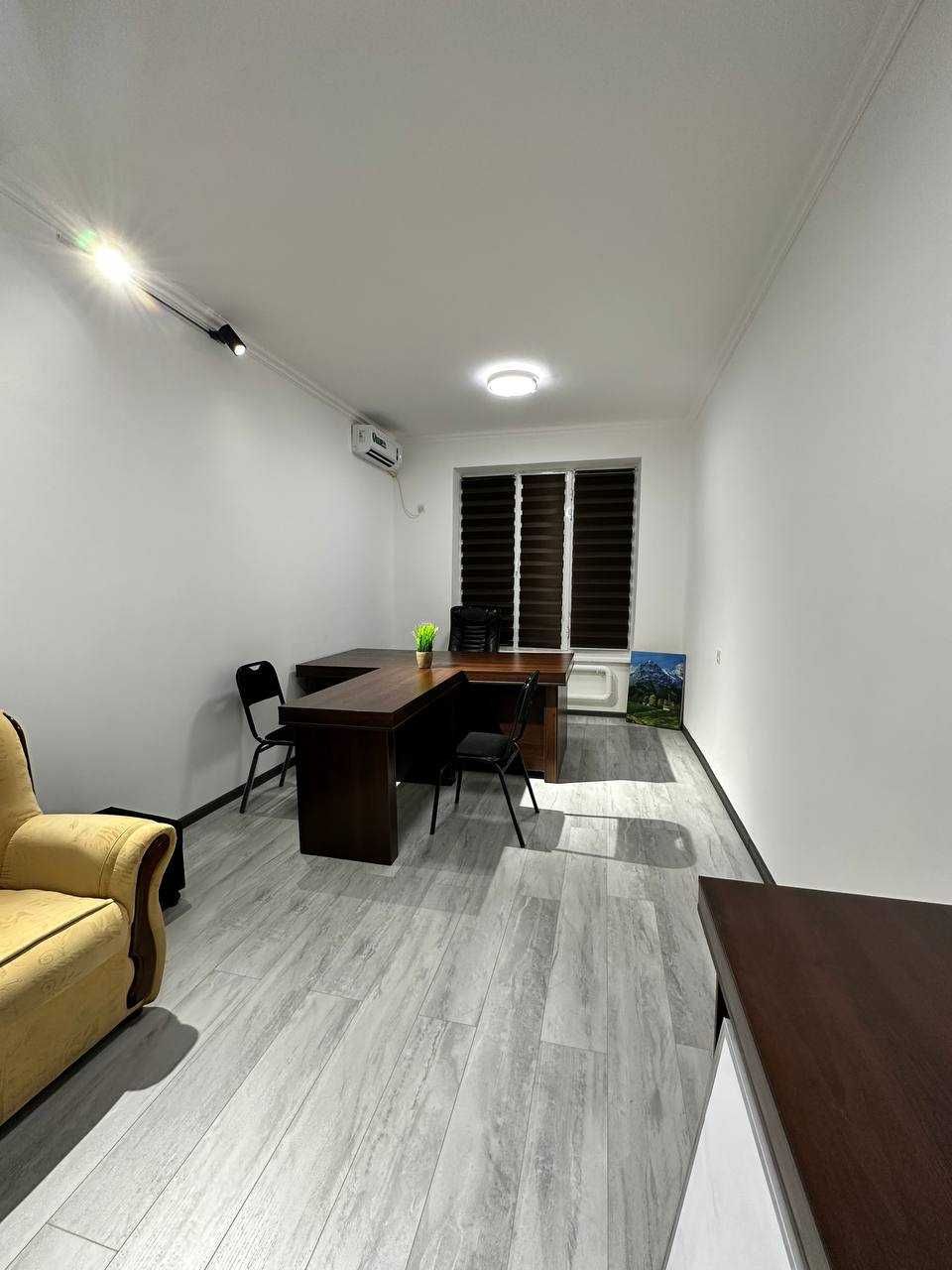 Готовый офис с мебелью сдается в аренду по улице Мукимий | Ikh1707