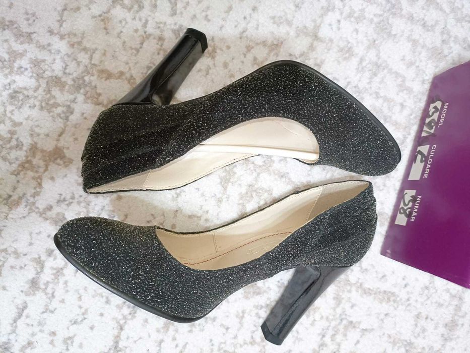 Pantofi chic cu sclipici și toc înalt, Negru-Argintiu, 35 EU