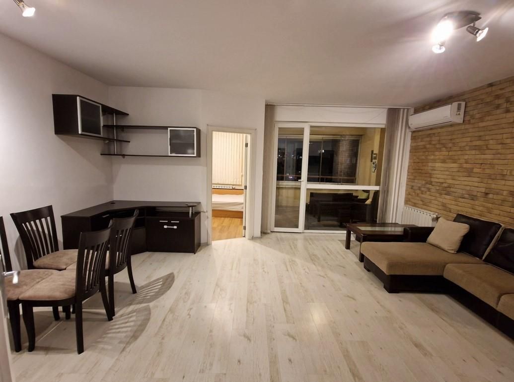 Дава се под наем Тристаен апартамент в София, Банишора - 80 кв.м за 680 € - Снимка #1