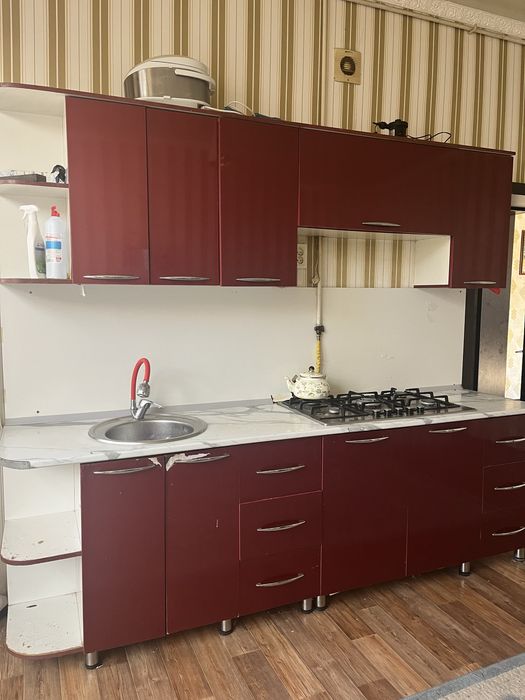 Кухонный гарнитура