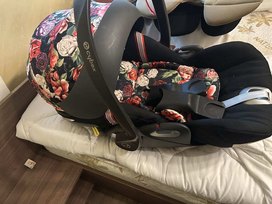 стол за кола cybex