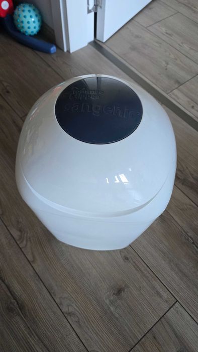 Хигиенен кош за памперси Tommee Tippee sangenic с 6 касетки и торби