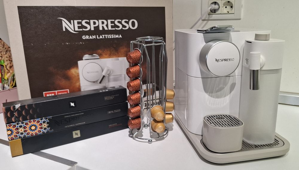 Espressor Nespresso by De'Longhi Gran Lattissima