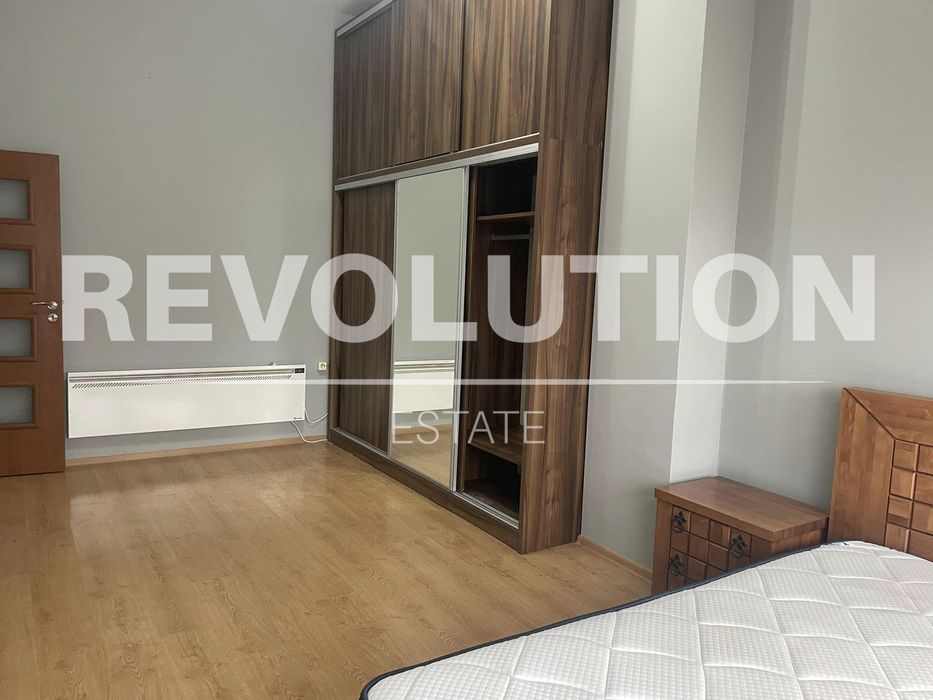 Дава се под наем Двустаен апартамент в Варна, Колхозен пазар - 68 кв.м за 425 € - Снимка #7