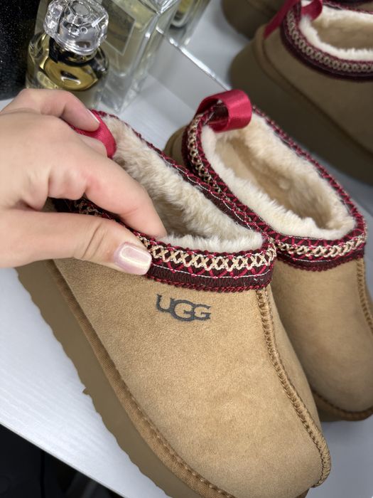 UGG Tazz marimea 38
