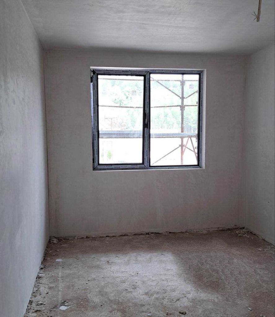 Продава се Тристаен апартамент в Перник, Изток - 146 кв.м за 1000 €/кв.м - Снимка #2