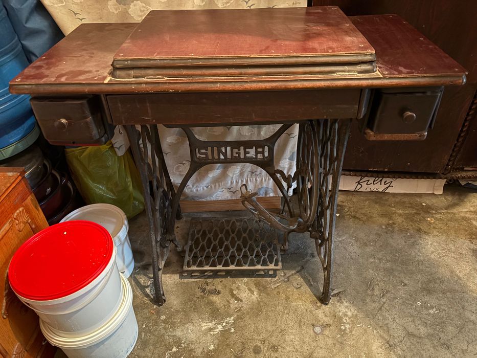 Mașină de cusut SINGER