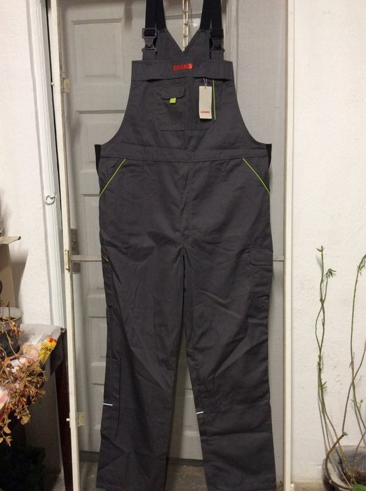 Pantaloni noi cu bretele 60-62