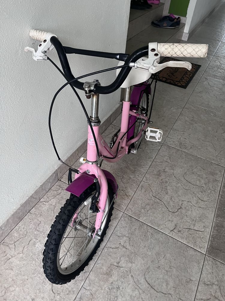 Bicicletă fetițe- roti pe 16