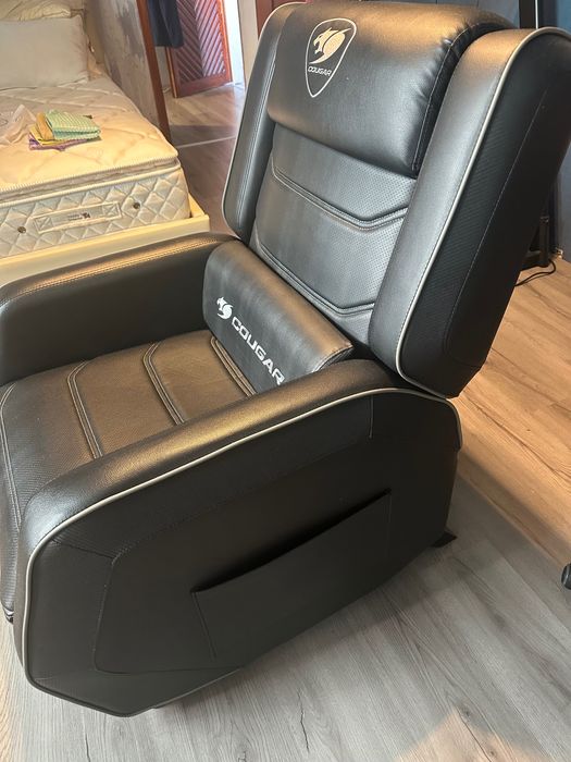 Геймърски фотьойл Cougar Ranger S Royal – като нов!