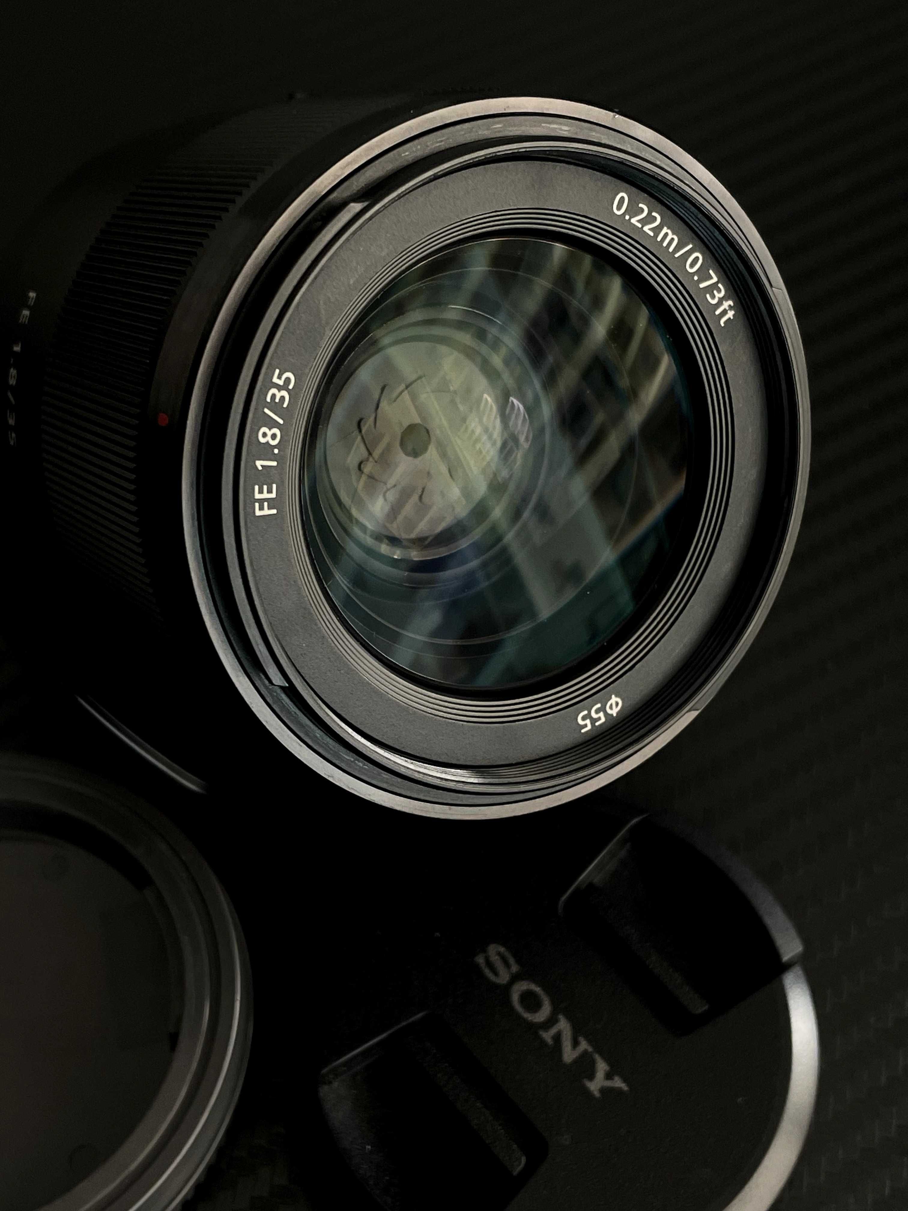 Sony FE 35 f\1.8 si  Sony Zeiss FE 24-70 f\4