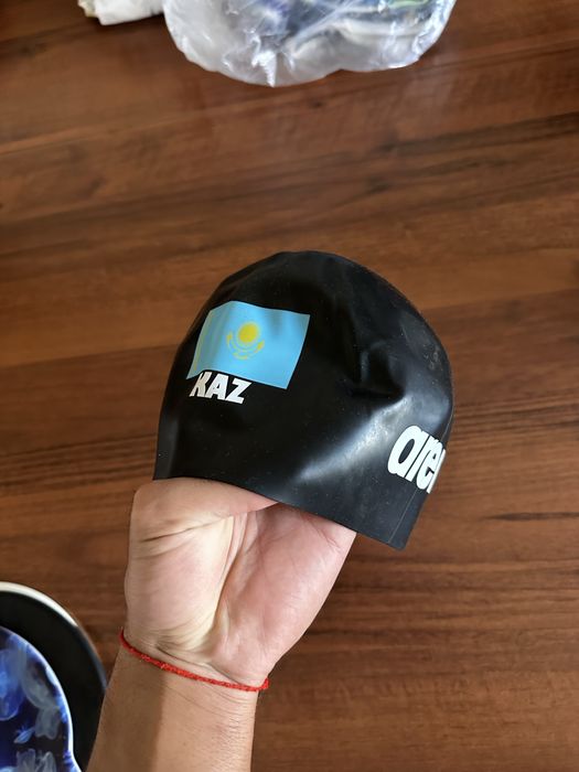 Шапочки для плавания