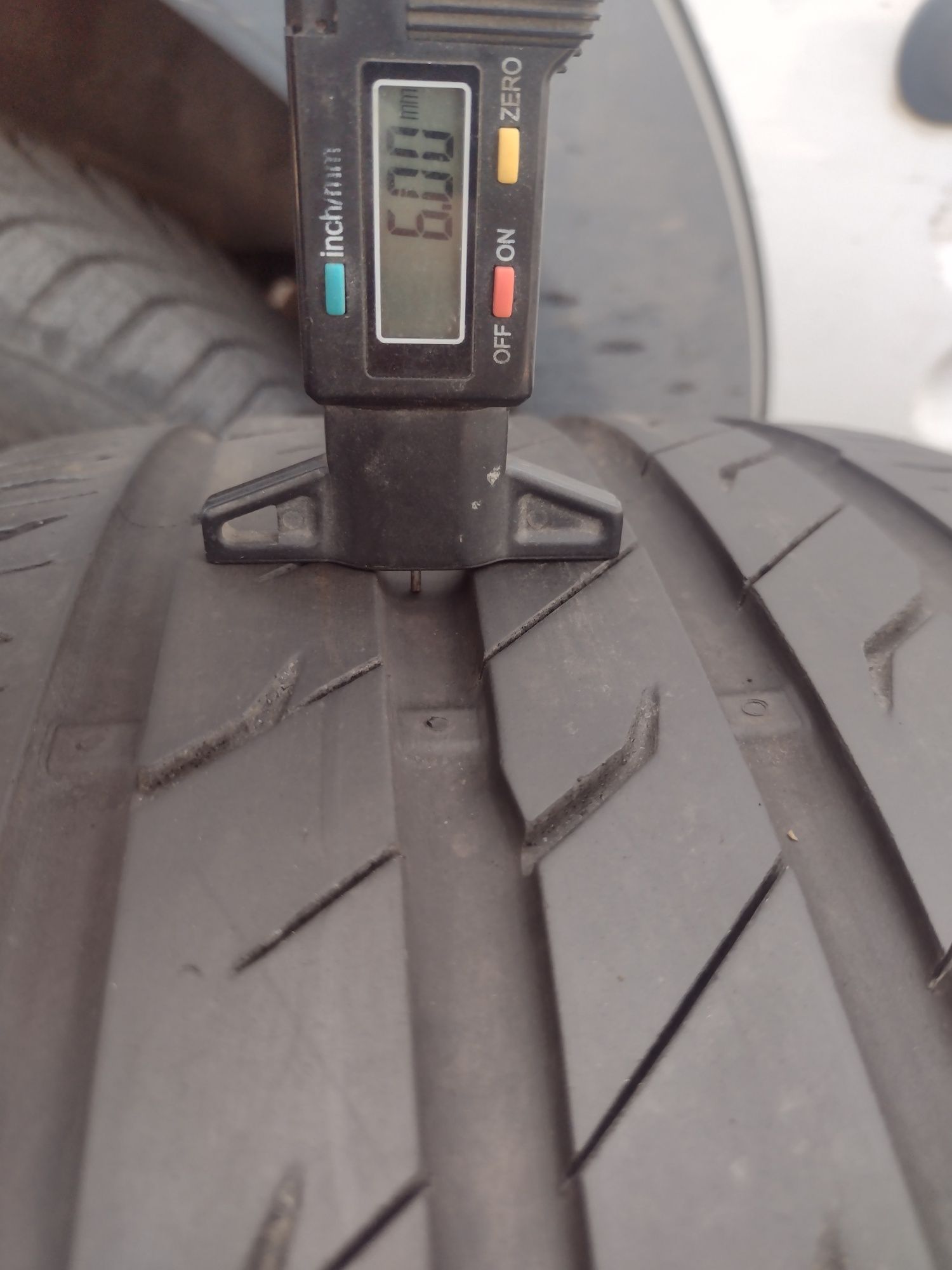 Перфектни 2бр.245/45/18 Semperit SL3 dot0321