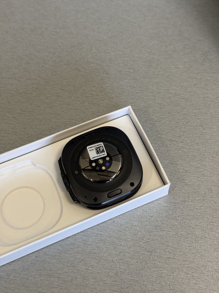 Продавам чисто нов Samsung Watch ULTRA
