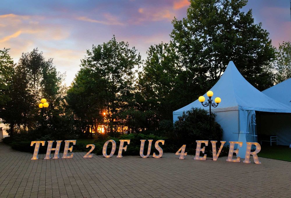 Litere Volumetrice Luminoase pentru evenimente