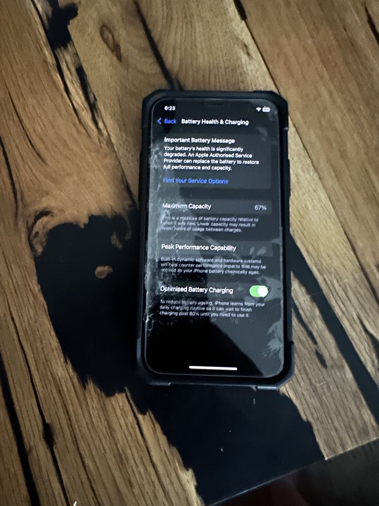 Iphone 11 pro работещ